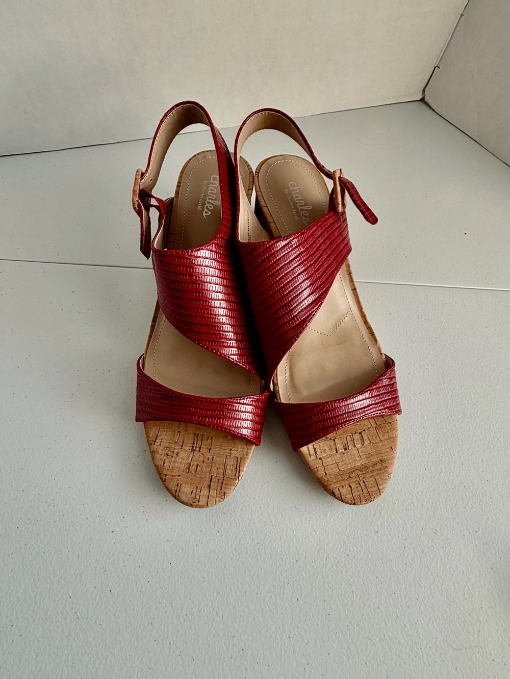 Charles By Charles David Red Textured Slingback Cork Sandals Block Heel Sz 9.5
